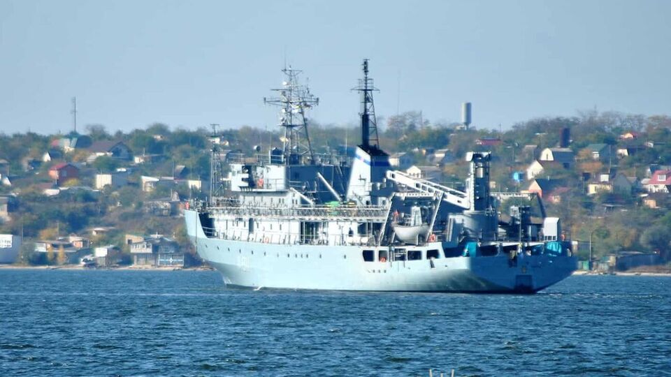 За даними нардепа Забродського, у судна розмагнічування "Балта" затоплено два відсіки