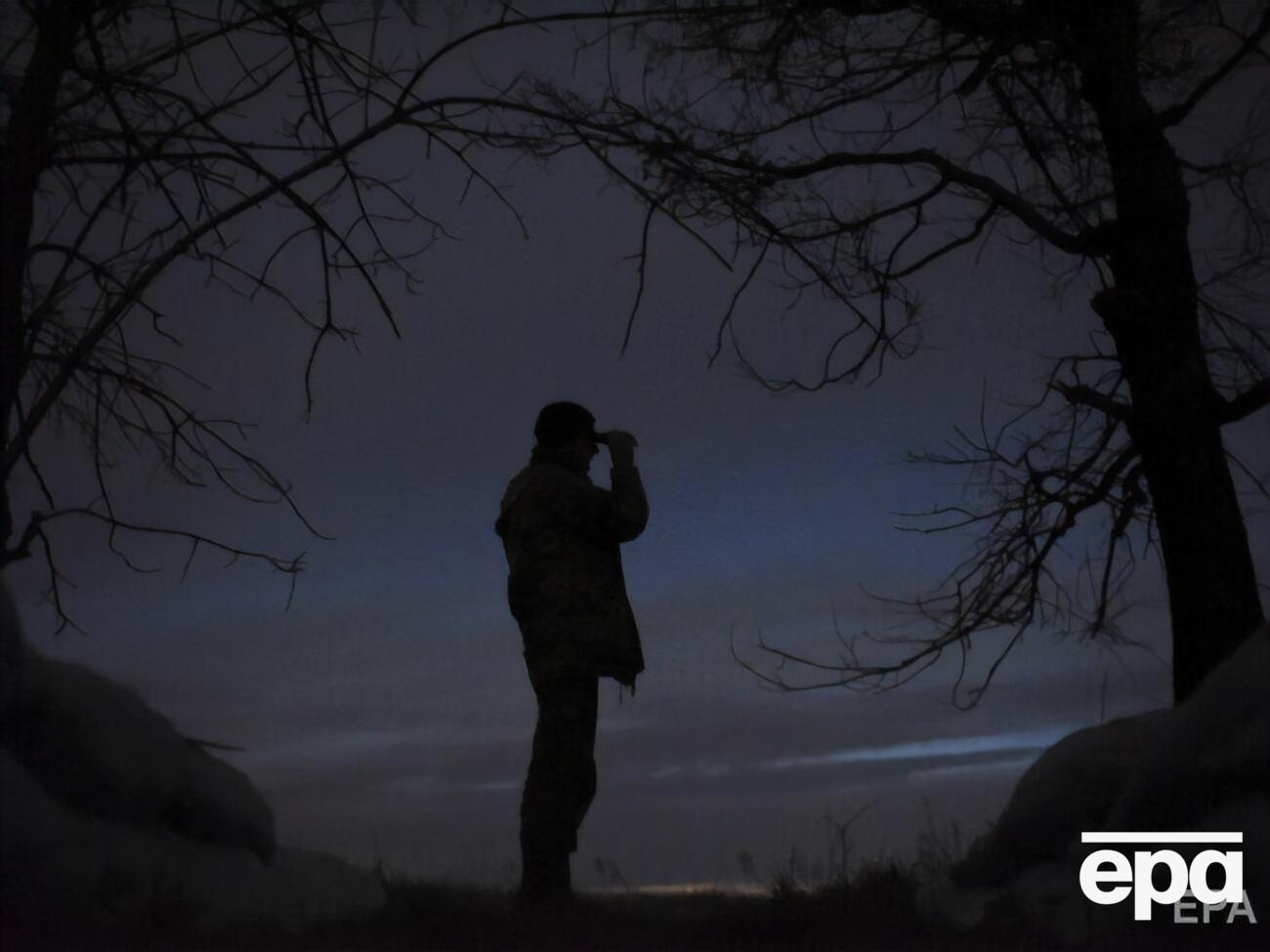 На Донбассе ранен украинский военный