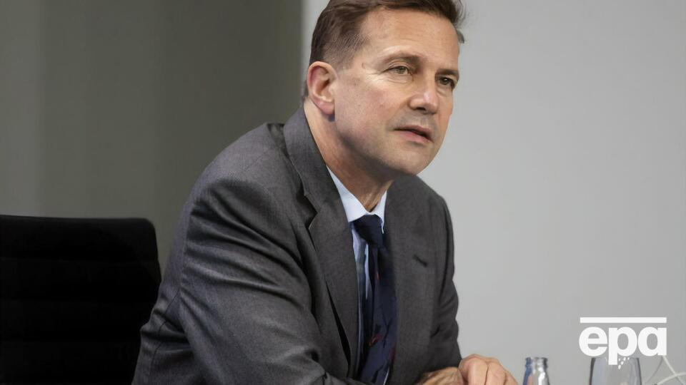 Зайберт: Процес реалізації мінських заходів досі відстає, реально гальмує