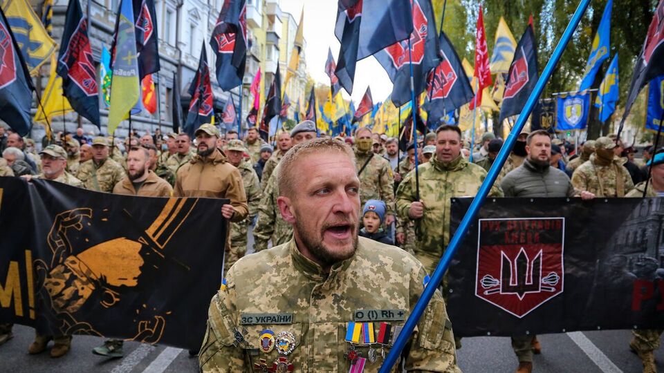 Объединились две колонны