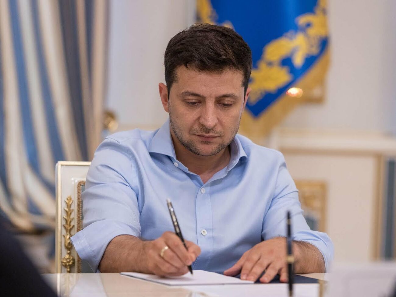 Указы Зеленский подписал в День защитников и защитниц Украины