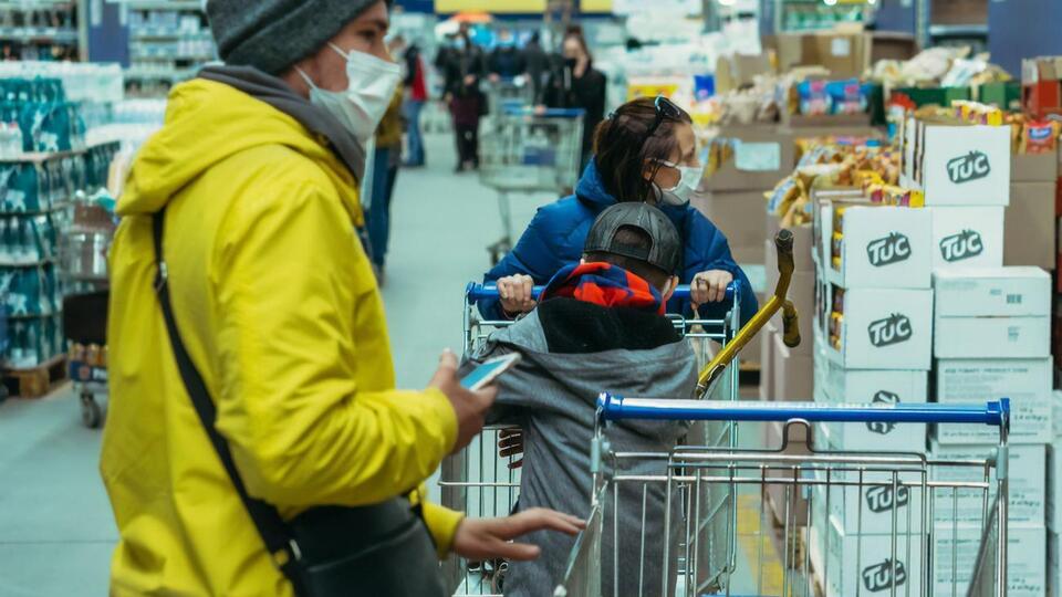 Майже 5 тис. українців 14 жовтня потрапили в лікарню з коронавірусом
