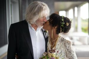 Роджер Уотерс и Камилла Чавес познакомились несколько лет назад на одном из концертов музыканта, где она как водитель подвозила его к сцене