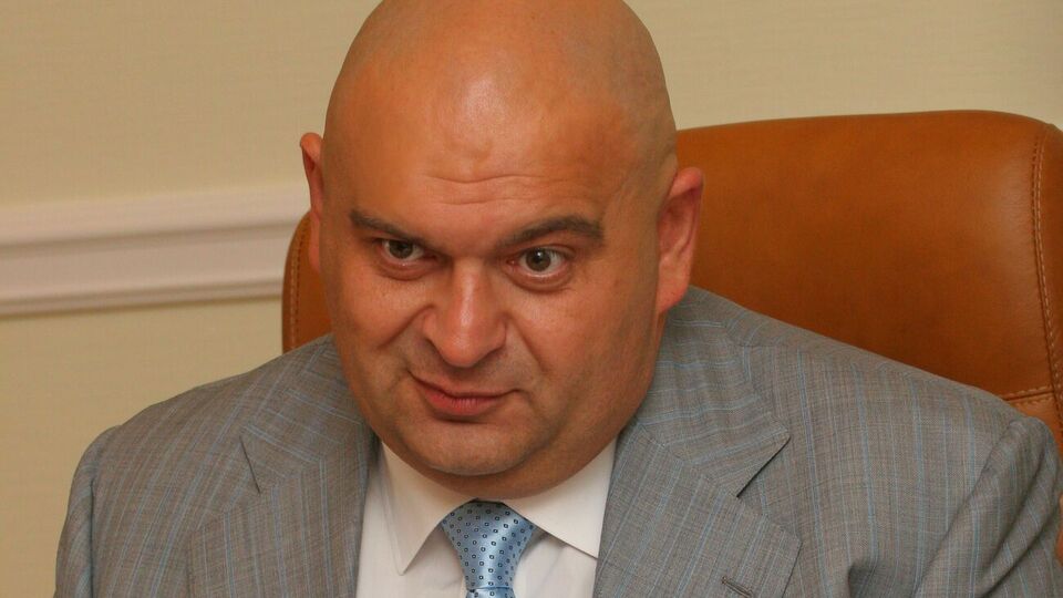 По данным СМИ, Злочевский живет в ОАЭ