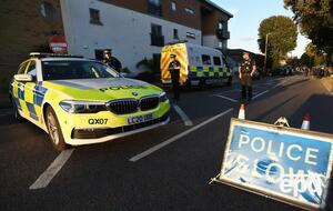 69-летнего Дэвида Амесса несколько раз ударили ножом на встрече с избирателями в приемной в церкви города Ли-он-Си на юго-востоке графства Эссекс