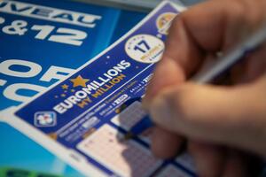 Победитель лотереи EuroMillions должен забрать выигрыш в €220 млн