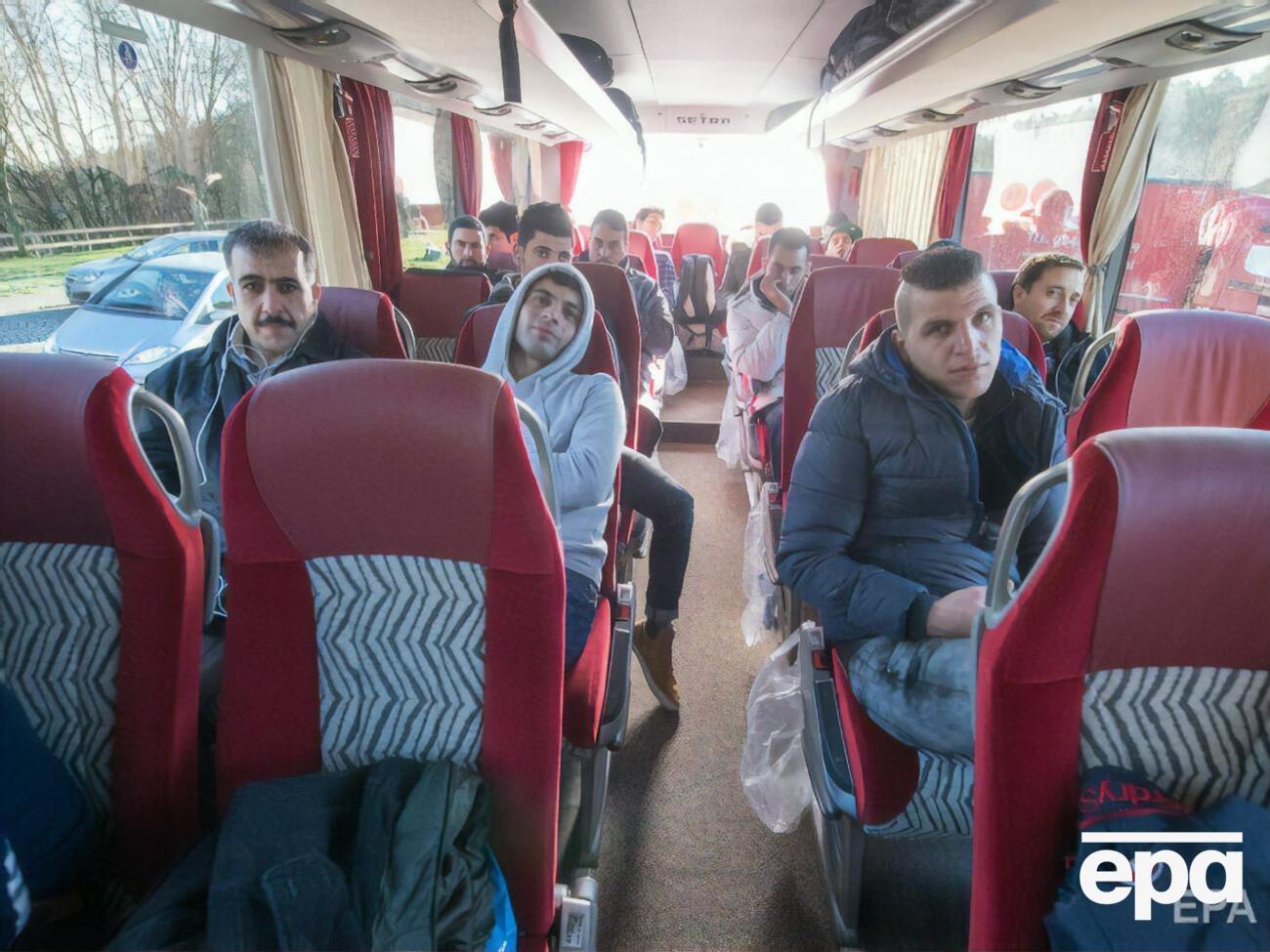 Із січня до вересня у Федеральне управління з міграції ФРН подали 100 278 запитів про надання притулку