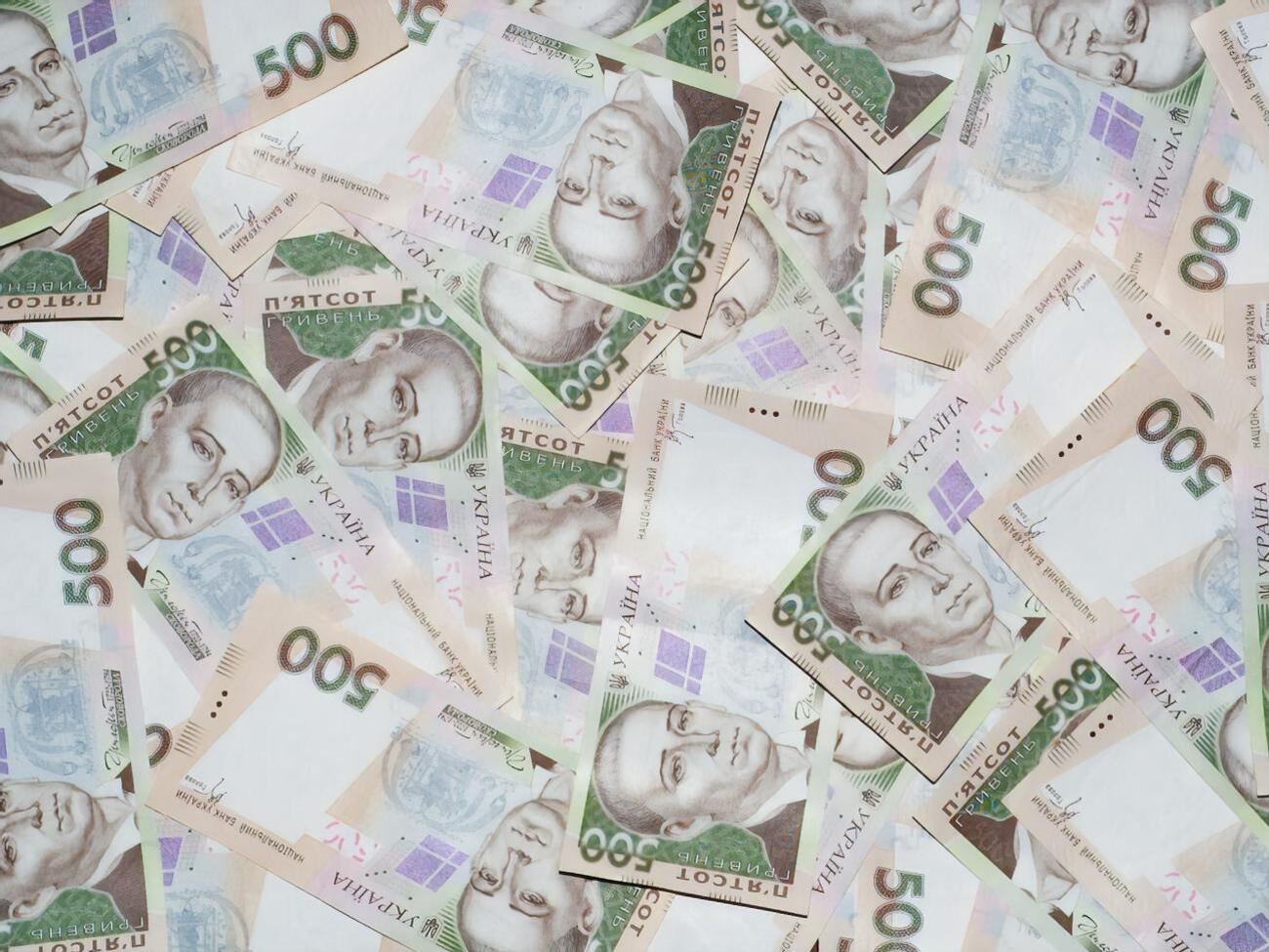 Вартість української валюти щодо долара зросла на одну копійку