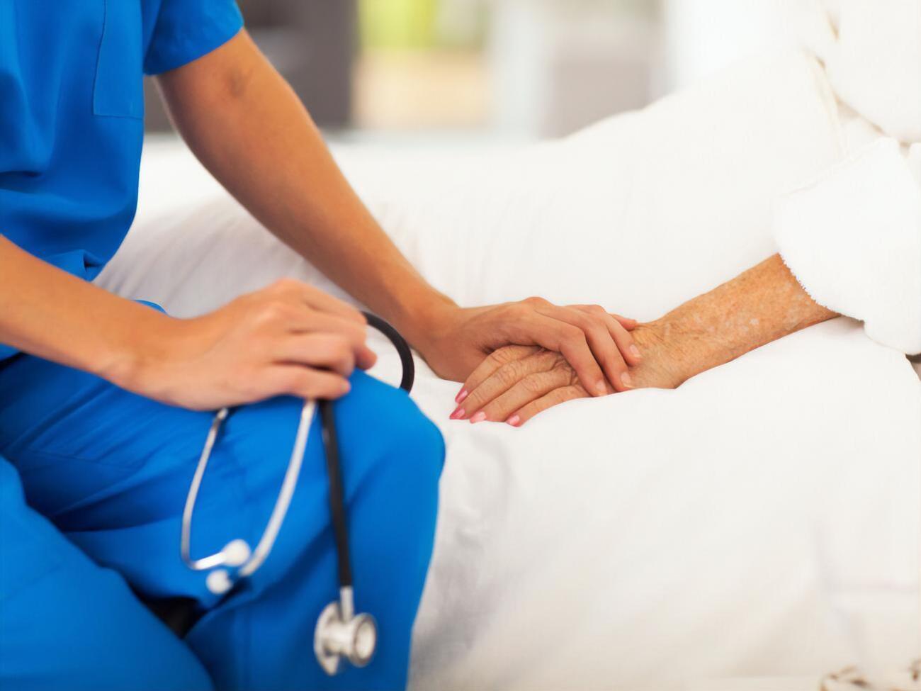 Найбільше людей 16 жовтня померло від коронавірусу в Росії