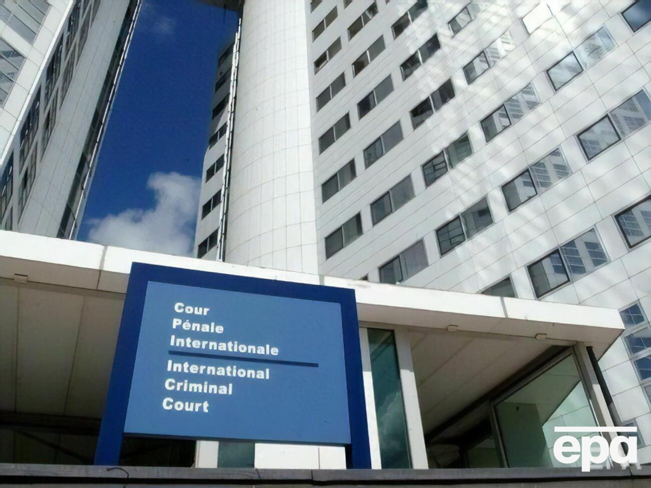 Мало информации о преступлениях РФ в Украине переводится на английский, а в МУС немногие специалисты владеют русским или украинским языком, отмечают правозащитники