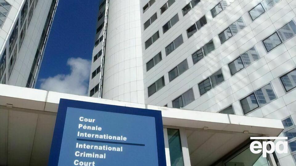 Мало інформації про злочини РФ в Україні перекладають англійською, а в МКС мало фахівців розмовляє російською або українською мовою, зазначають правозахисники