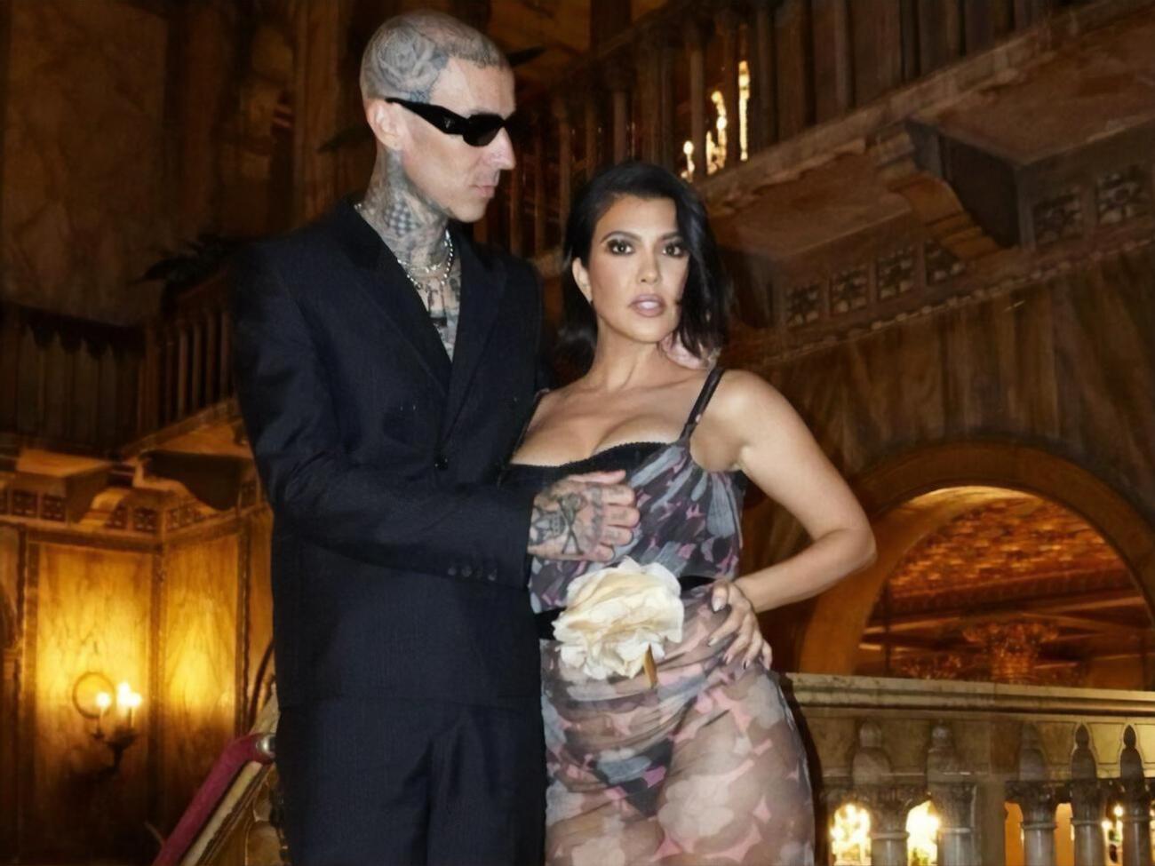 Про роман Кардаш'ян і Баркера стало відомо на початку 2021 року