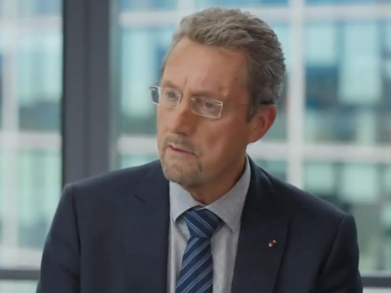 Шпионская деятельность не прекратилась, заявил Бернар Бажоле