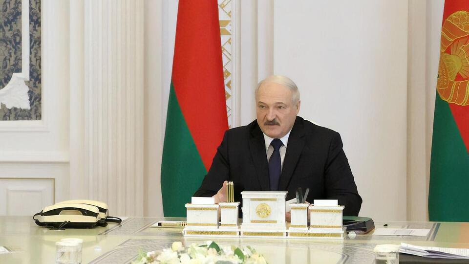 Лукашенко: Иностранные спецслужбы и их пособники пытаются инспирировать забастовки