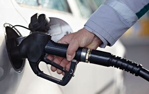 Сети АЗС "БРСМ-Нафта" и "Авантаж 7" активно расширяются, инвестиции компания делает в том числе и за счет денег от налоговой "оптимизации", пишет ZN.UA