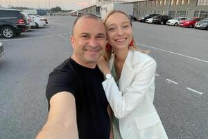 Репяхова: Мені плювали в обличчя, тому що він виходив на сцену п'яний і його несли. І таке було