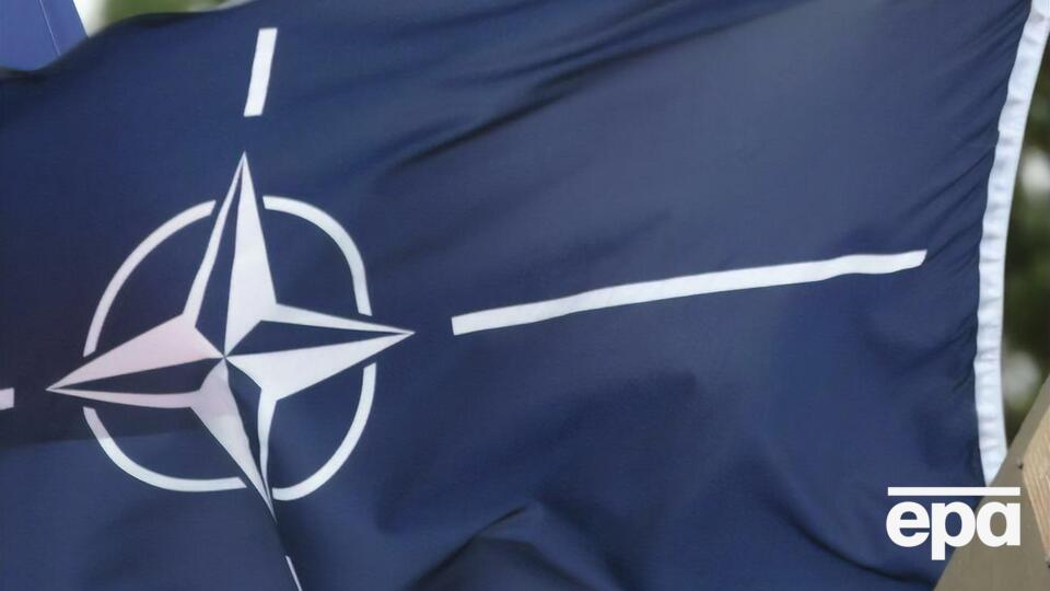 Росія зупиняє роботу свого представництва при НАТО і діяльність військової місії зв'язку НАТО у Москві