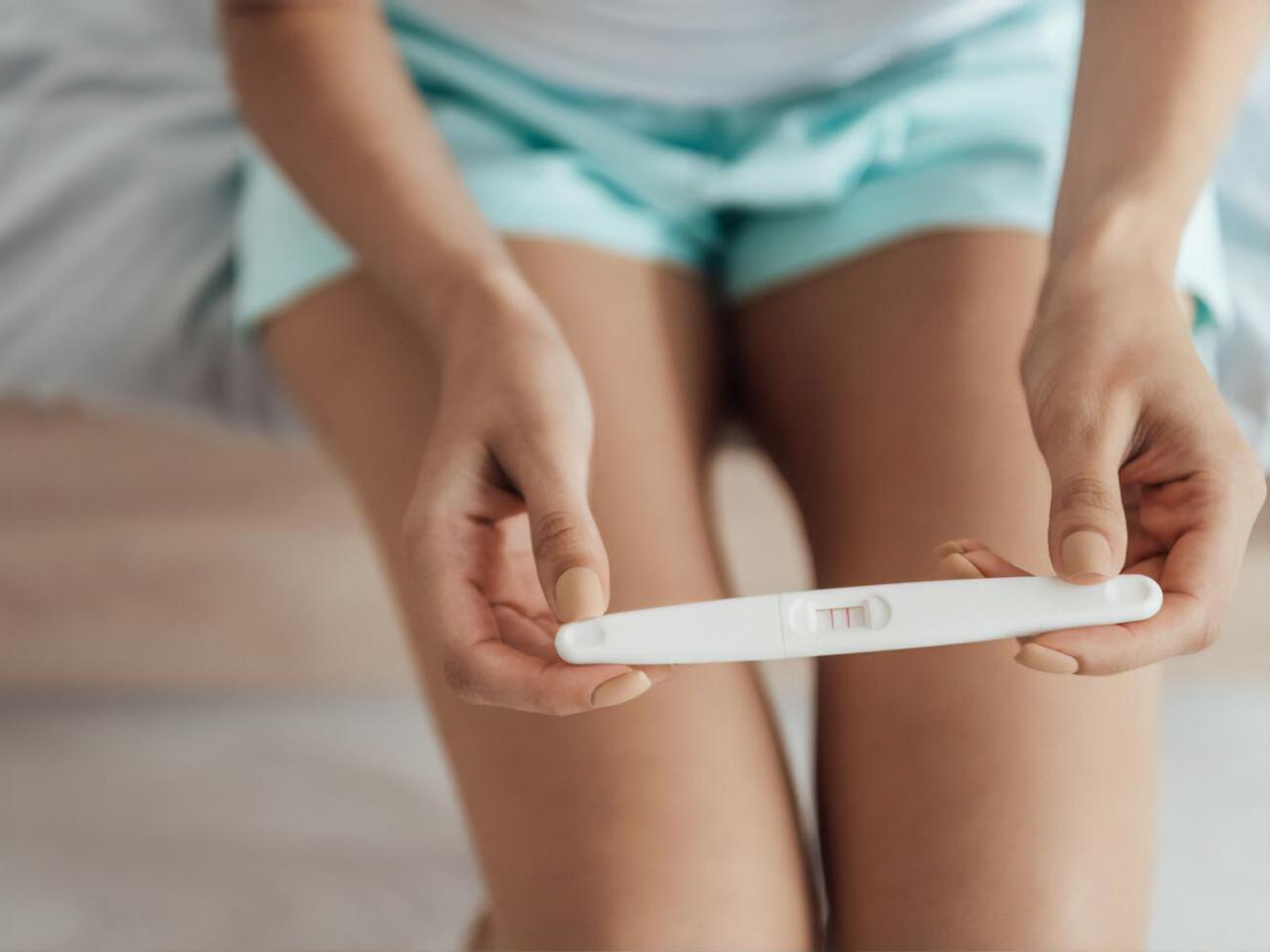 Действие закона о запрете абортов временно приостанавливали