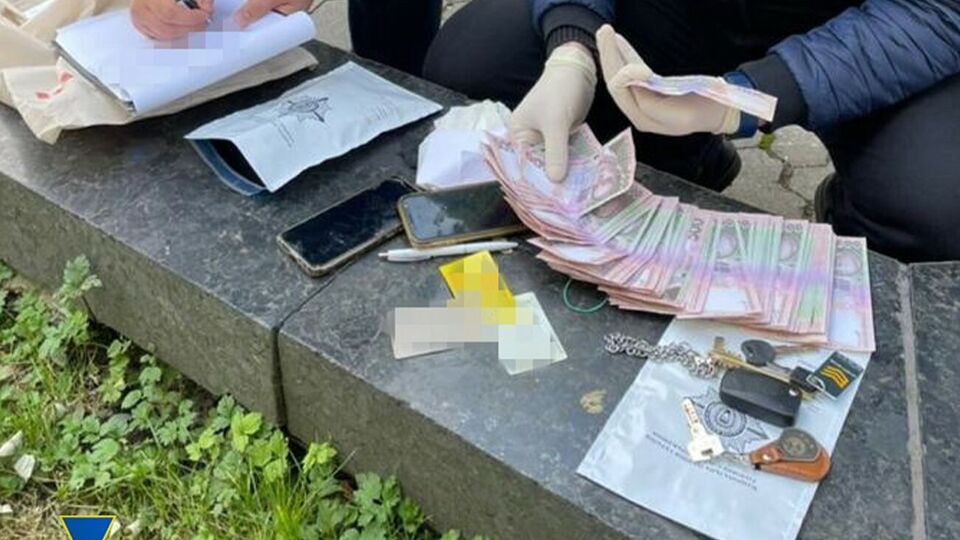 СБУ затримала підозрюваного під час отримання грошей