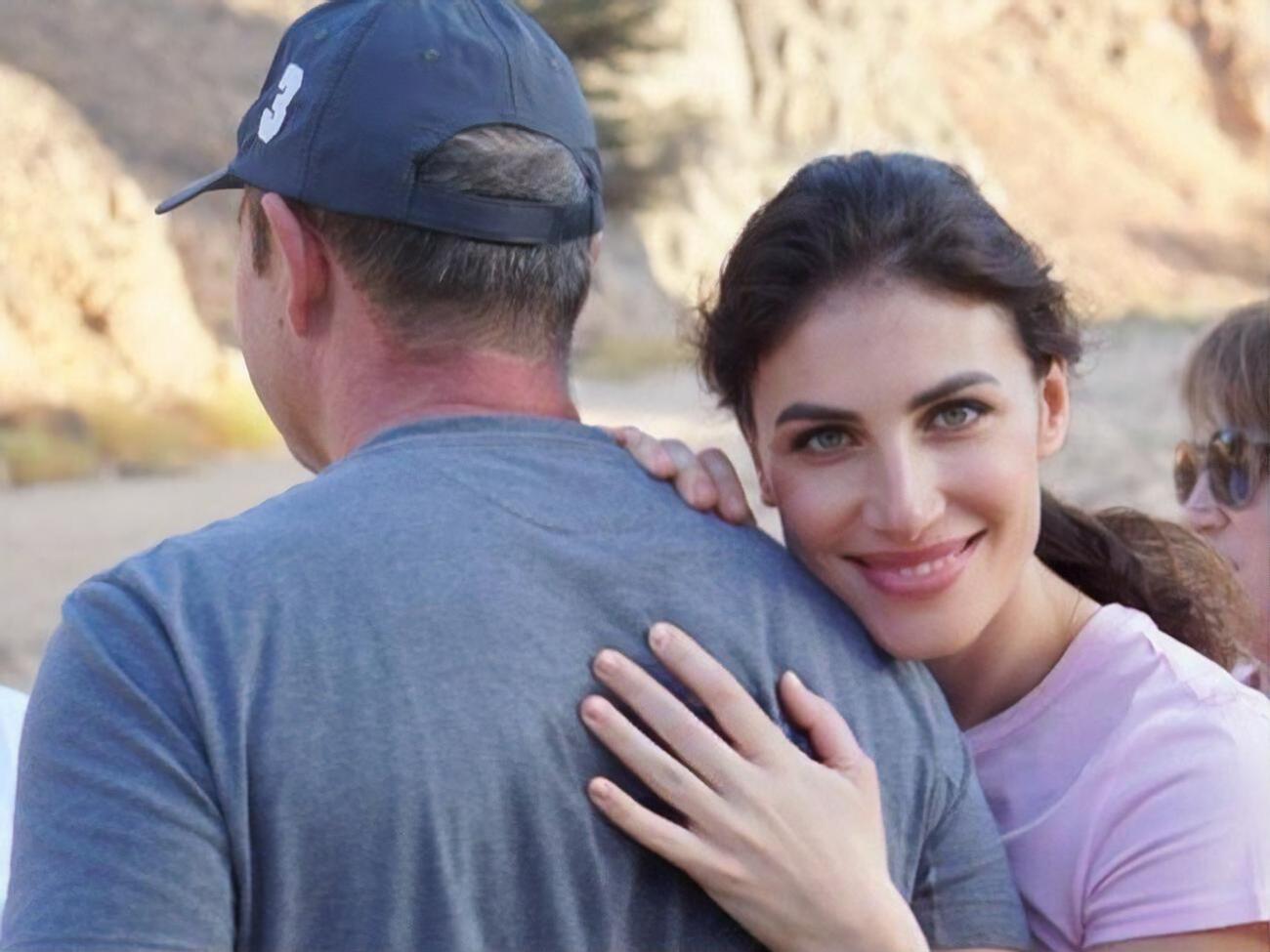 Зіневич та Тігіпко поцілувалися перед камерою