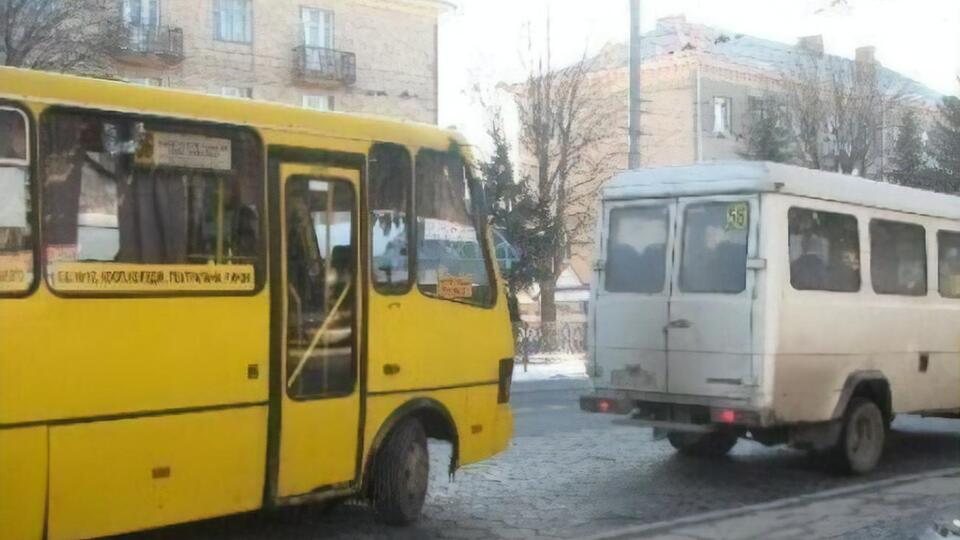 Маршрутка прямувала з Рівного до Корця