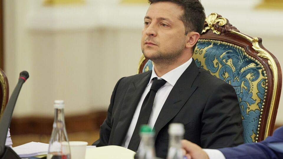 Зеленский лидирует в рейтинге доверия украинцев по результатам опроса группы "Рейтинг"