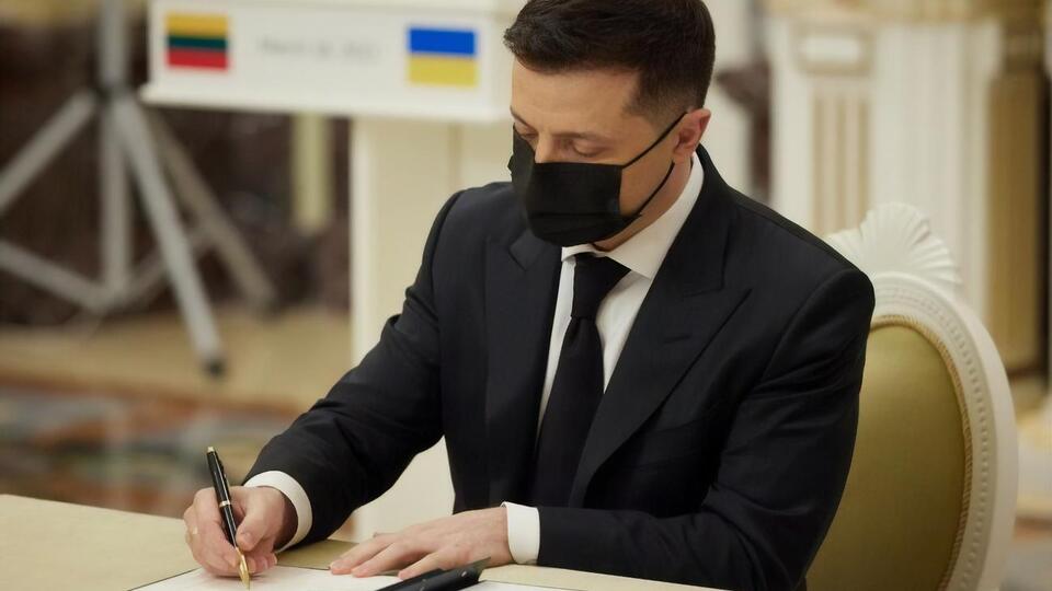 Закон про реформу "Укроборонпрому" повернуто з підписом Зеленського 1 жовтня