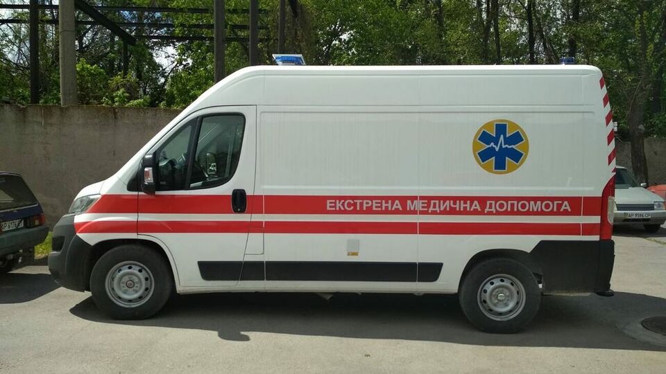 Жінку, яку врятувала її 12-річна дочка, госпіталізували, вона провела в лікарні кілька днів, а потім померла