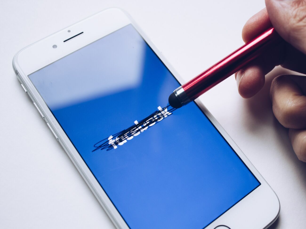 Про зміну назви Facebook може оголосити 28 жовтня