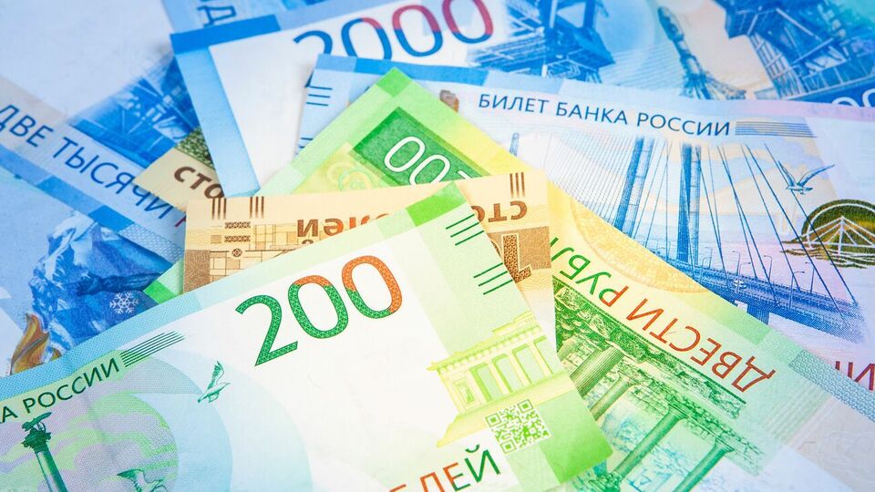2017 року Центробанк РФ увів в обіг банкноти із зображенням пам'яток анексованого Севастополя