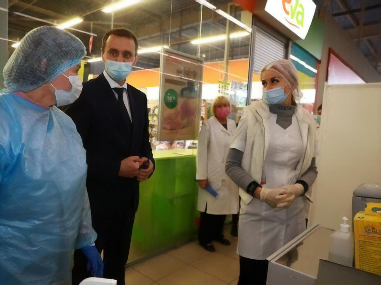 Ляшко відвідав найбільші центри масової вакцинації в Запоріжжі