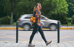 Не потрібно чекати "червоної" зони, щоб прискорювати темпи вакцинації проти COVID-19, зазначили в Мінрозвитку громад