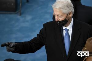 Клинтон: У меня все отлично, я наслаждаюсь этой прекрасной осенней погодой