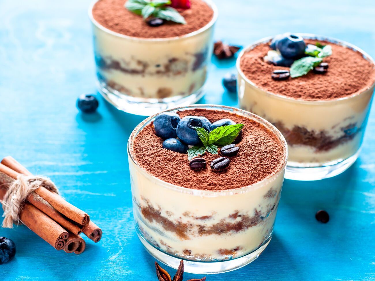 Тирамису перед подачей на стол нужно охладить