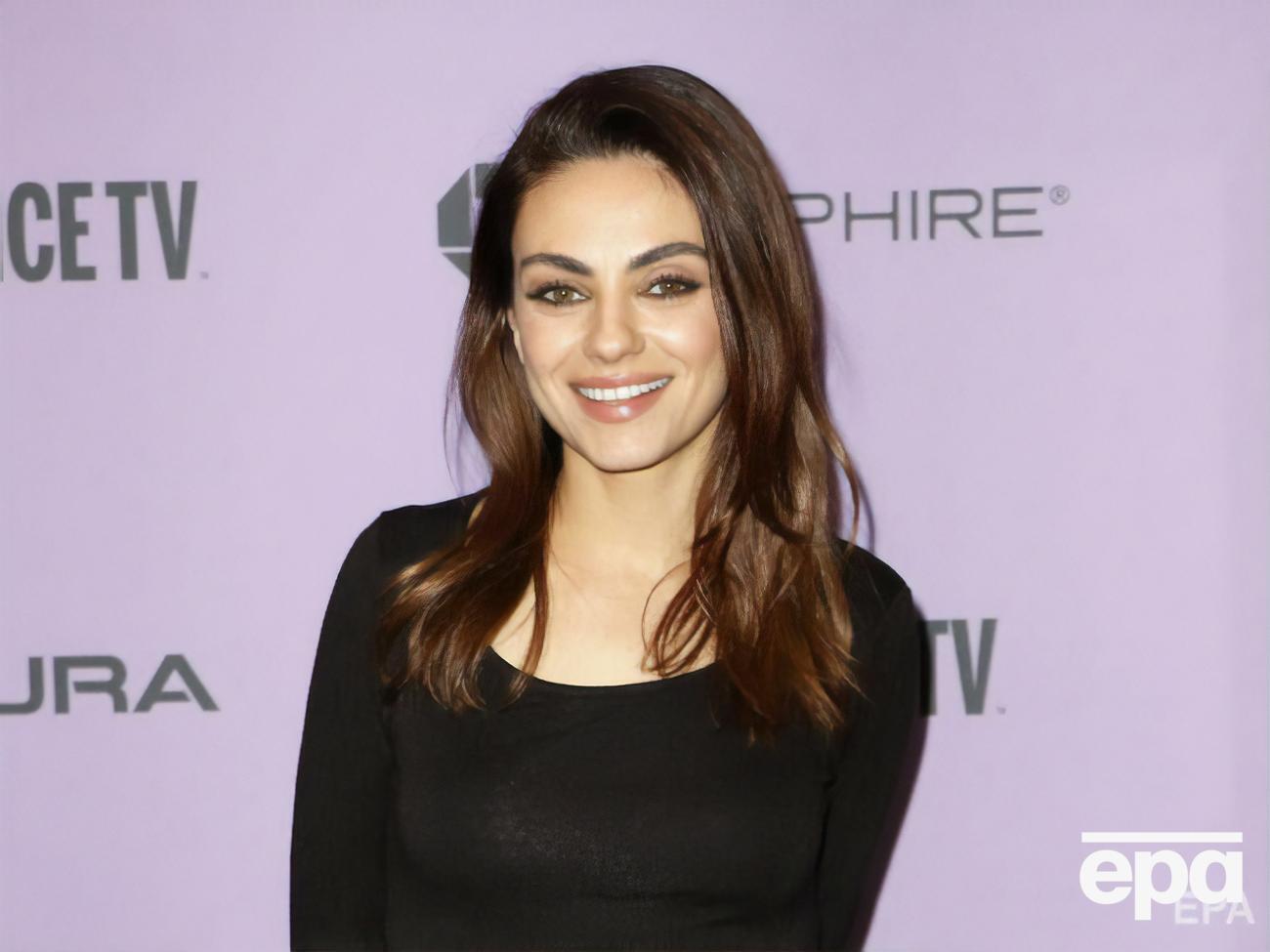 Кунис &ndash; мать двоих детей