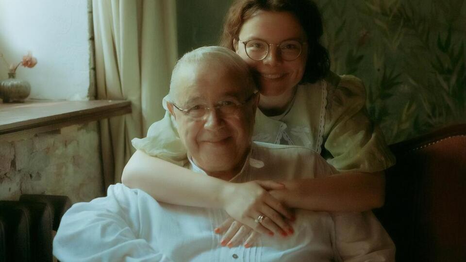 Брухунова молодша за Петросяна на 44 роки