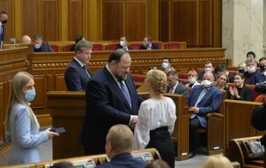 "Слуга народа" утратила лидерство в парламентском рейтинге