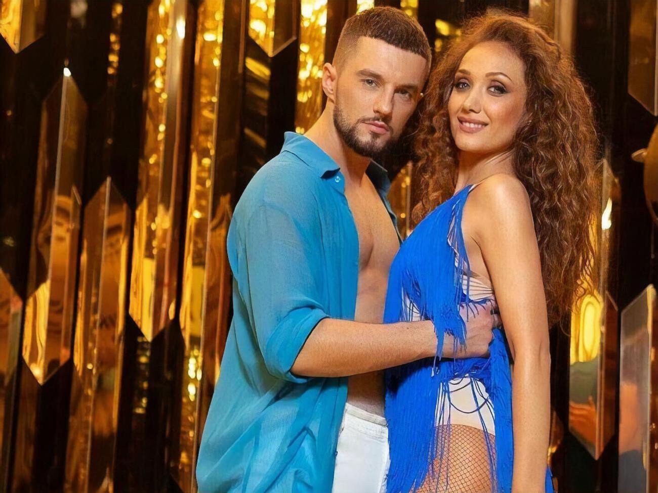 Леонов 14 жовтня потрапив в аварію, тому Власова в сьомому ефірі танцювала з іншим партнером