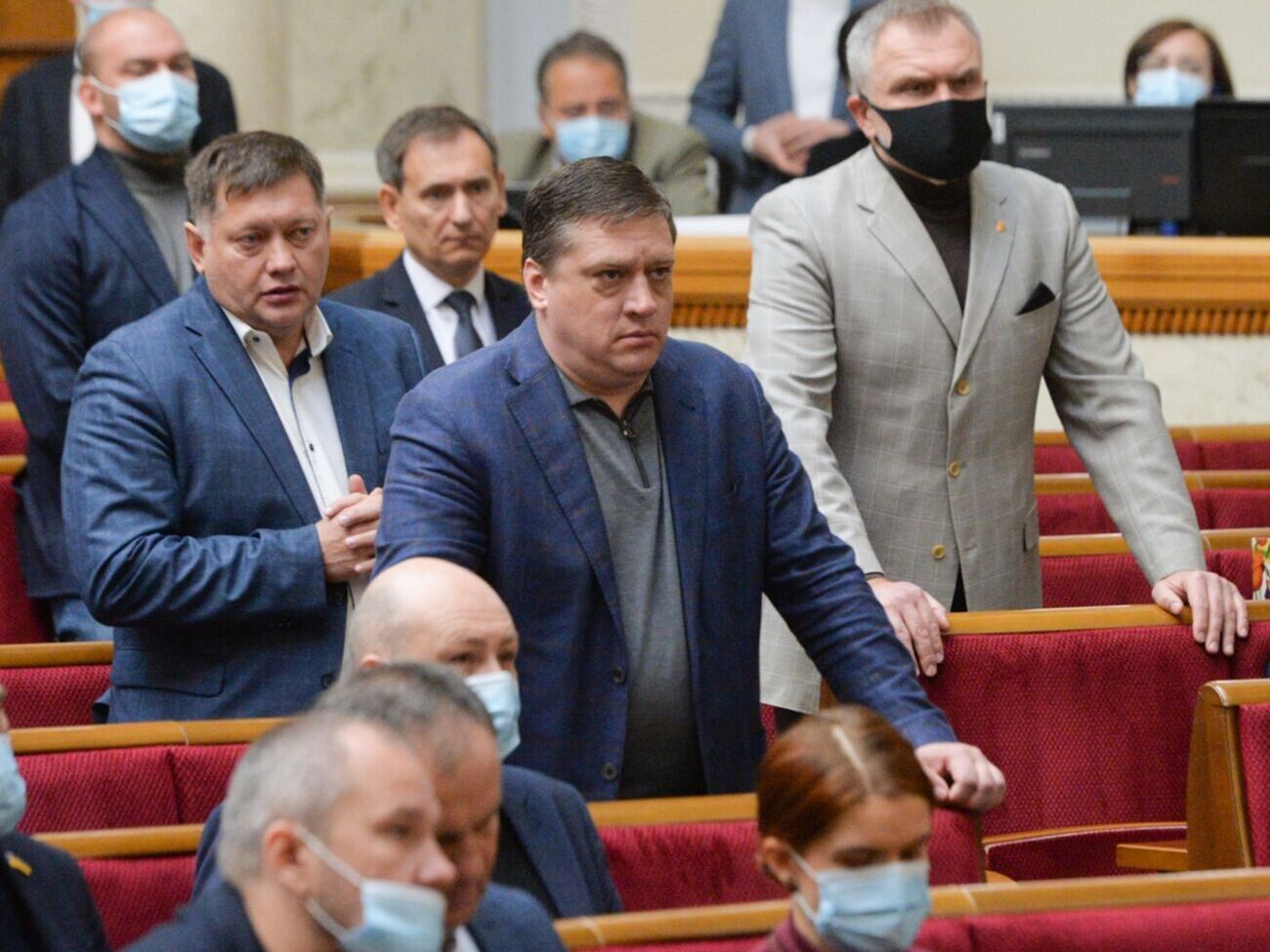 Згідно з результатами опитування, "Європейська солідарність" вперше після обрання нинішньої Ради обігнала "Слугу народу" в рейтингу партій