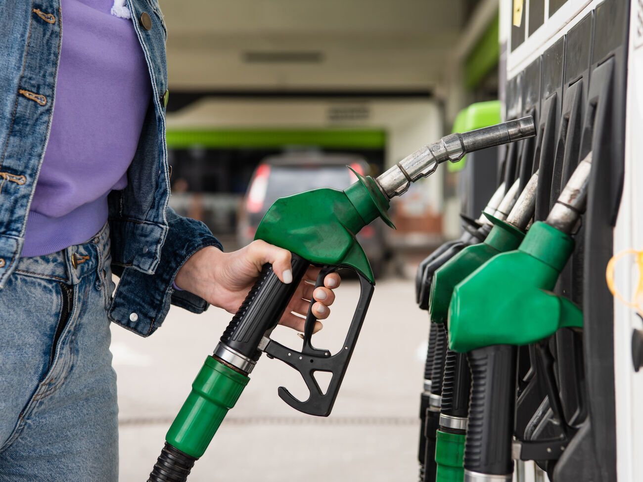 В этом году резко вырос импорт в Украину растворителей для лакокрасочной промышленности, которые используют для бензинов