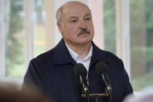 Лукашенко заявив, що до 2023 року в Білорусі з'явиться своя вакцина проти COVID-19