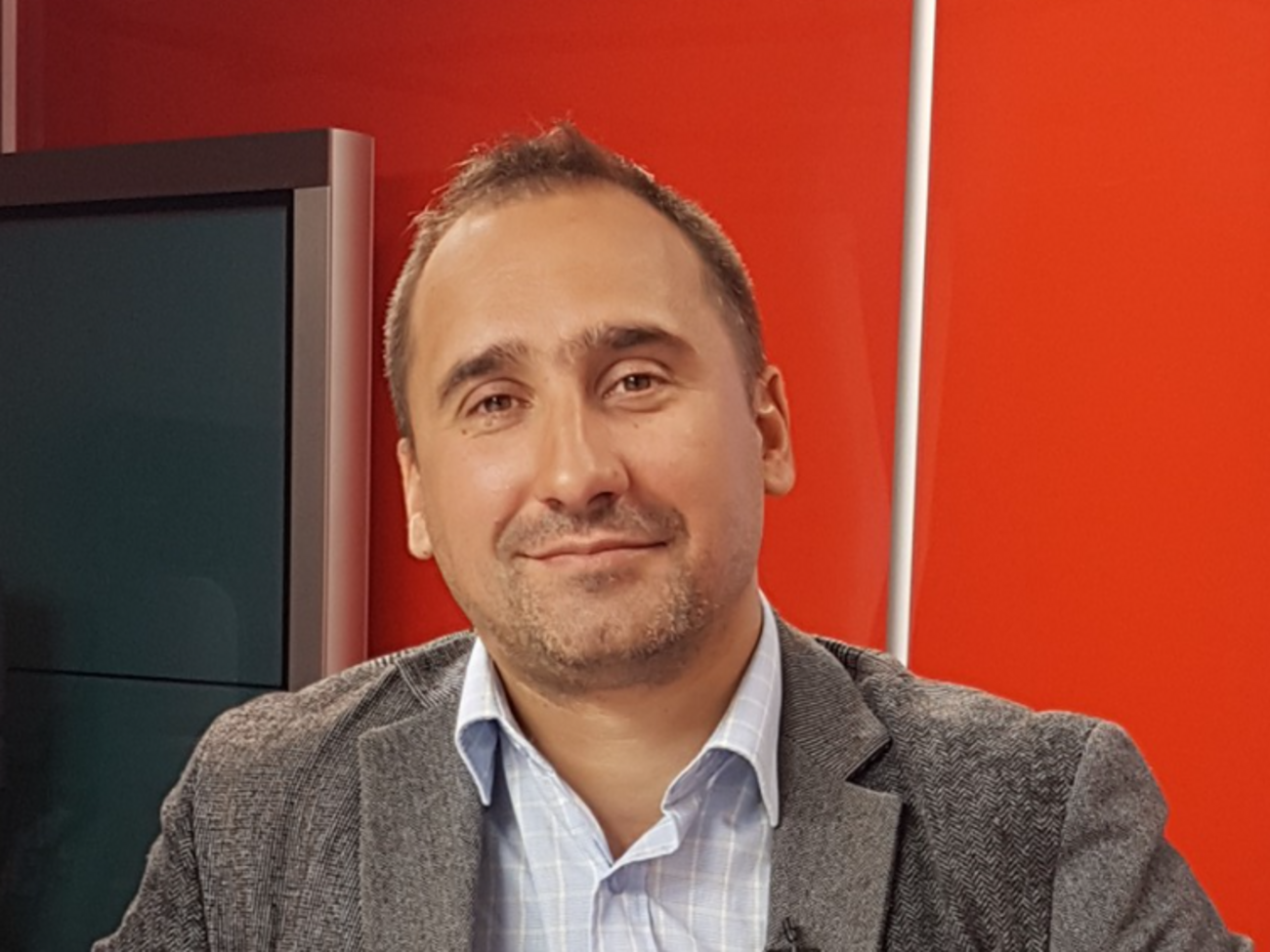 Россия хочет, чтобы Украина когда-то снова стала российской. А под зонтиком безопасности НАТО и ЕС такая возможность будет исключена навсегда