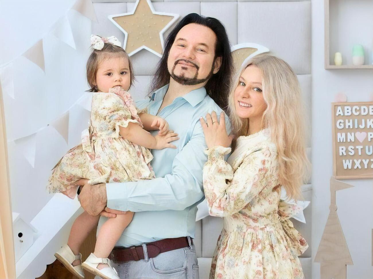 Борис Горячев и Наталья Шацкая прожили вместе шесть лет, их старшей дочери Еве два года