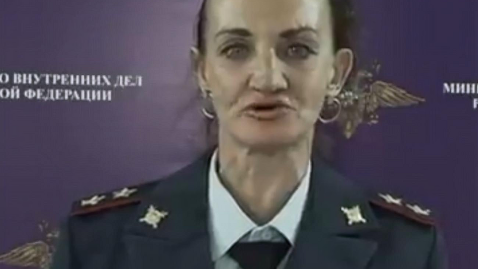 Кривоносова рассказывала о найденной на остановке "сумке с бомбой"