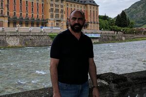 Поки наша геніальна влада продовжує недолуге метання, 80 тис. прямих смертей від COVID-19 до Нового року стають страшною реальністю