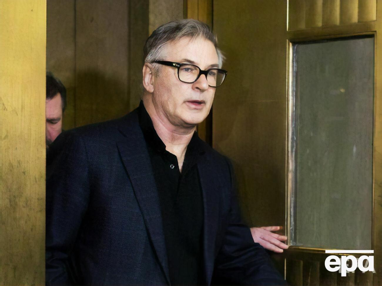 Сегодня стало известно, что Болдуин случайно убил одного и ранил второго члена съемочной группы