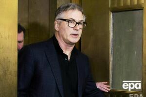 Сегодня стало известно, что Болдуин случайно убил одного и ранил второго члена съемочной группы