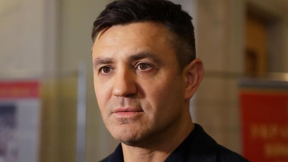 За словами Тищенка, у нього є паперовий COVID-сертифікат, а застосунком "Дія" він не користується