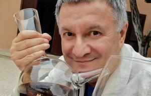 Сегодня стало известно, что Аваков заразился коронавирусом и ушел на самоизоляцию