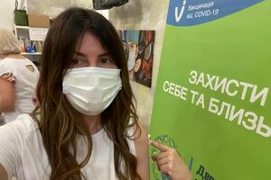Ножевнікова: Найсумніше, що в нас немає реанімаційних місць. Люди у відділеннях лежать у черзі, реанімаційні пацієнти чекають, коли місце в реанімації звільниться